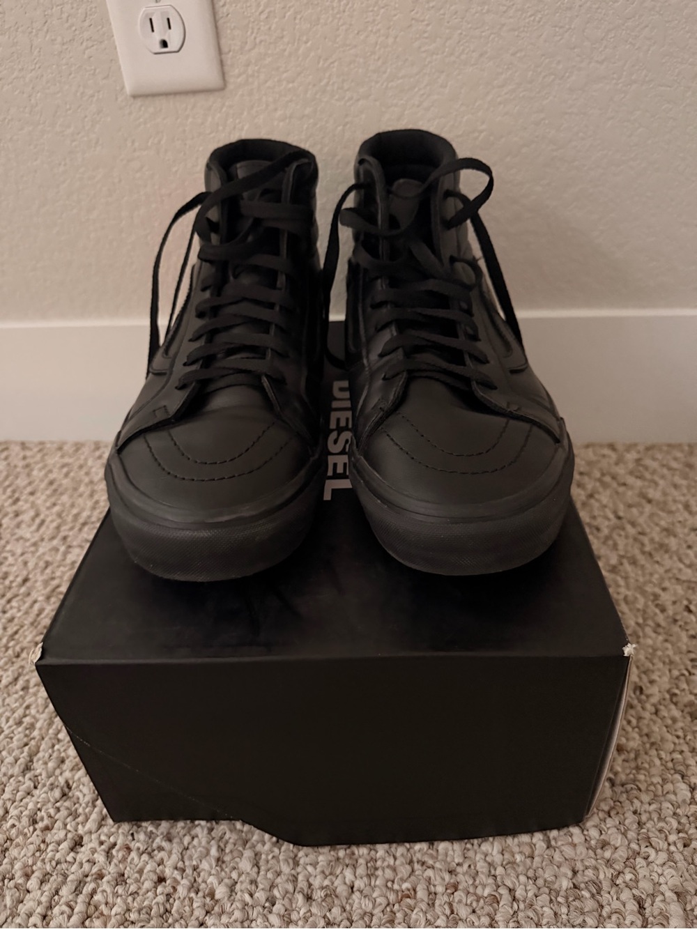 Diesel Men's Black High-Top Sneakers with Lace-Up Closure